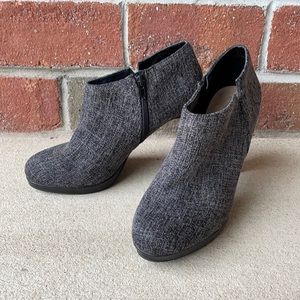 Kelly & Katie high heel tweed boot 9 EUC